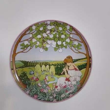 Premium Class Apartment, Free Parking, Maximum 5 Guests, 2 Bedrooms, 3 Beds * ריגה