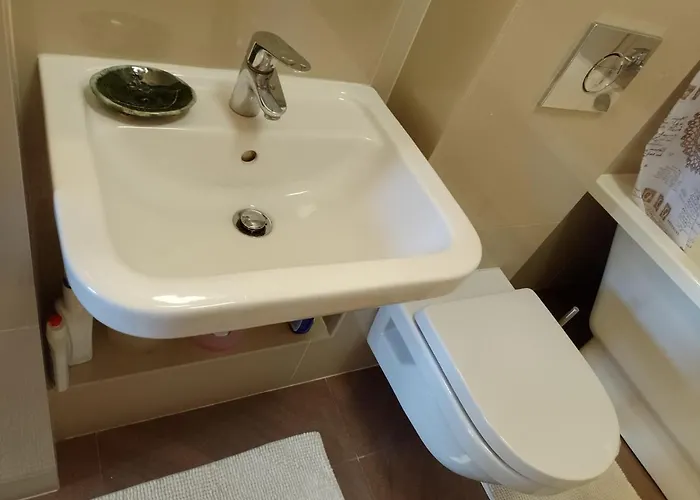 Premium Class Apartment, Free Parking, Maximum 5 Guests, 2 Bedrooms, 3 Beds Dzīvoklis Riga