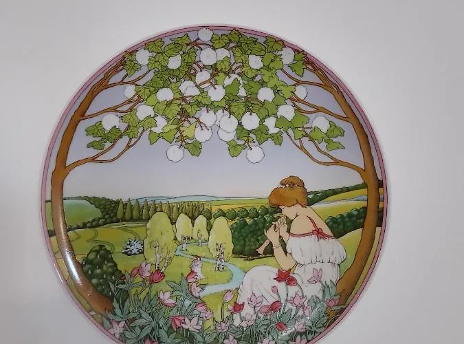 Premium Class Apartment, Free Parking, Maximum 5 Guests, 2 Bedrooms, 3 Beds * Riga